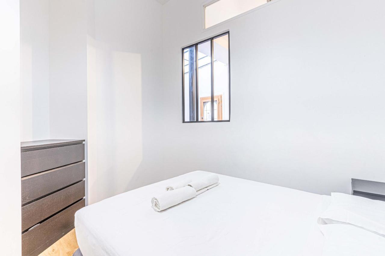 08 Design Flat Republique Apartment Paris Bagian luar foto