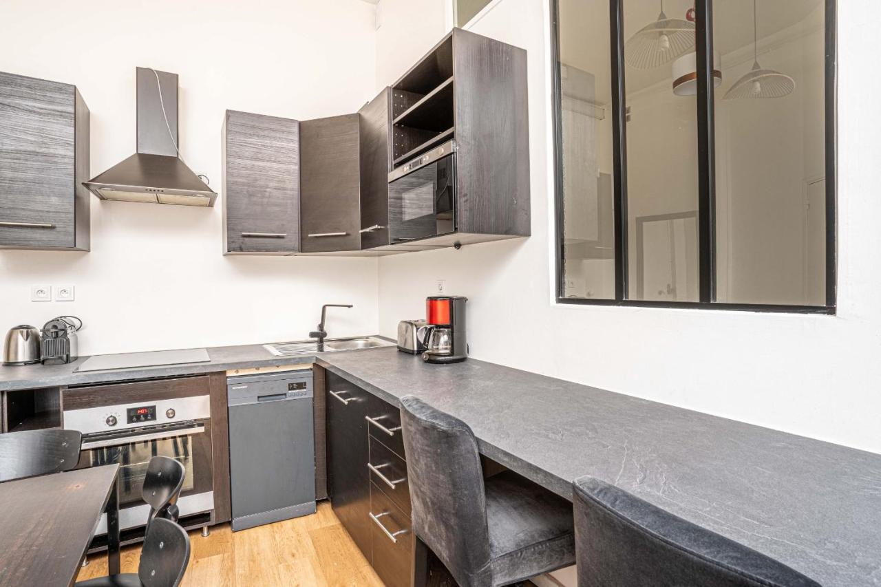 08 Design Flat Republique Apartment Paris Bagian luar foto